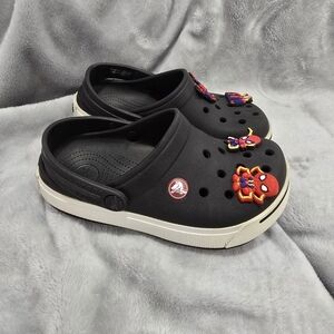 Crocs Crocband Juniors Youth Size 1 Black White Clogs With Charms